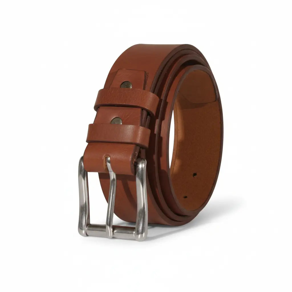 Terra brown leather belt with silver buckle
American made full grain buffalo terra brown belt